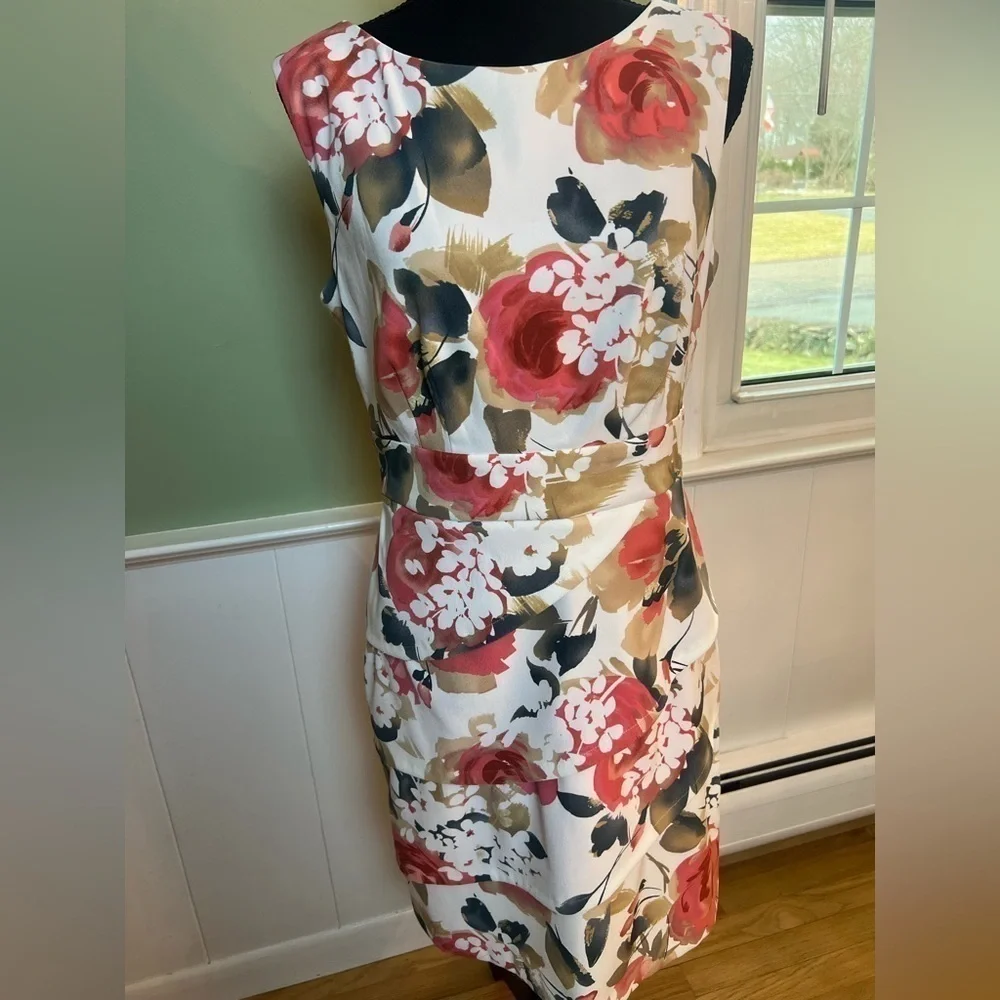 Dressbarn sleeveless floral woman’s dress size 8